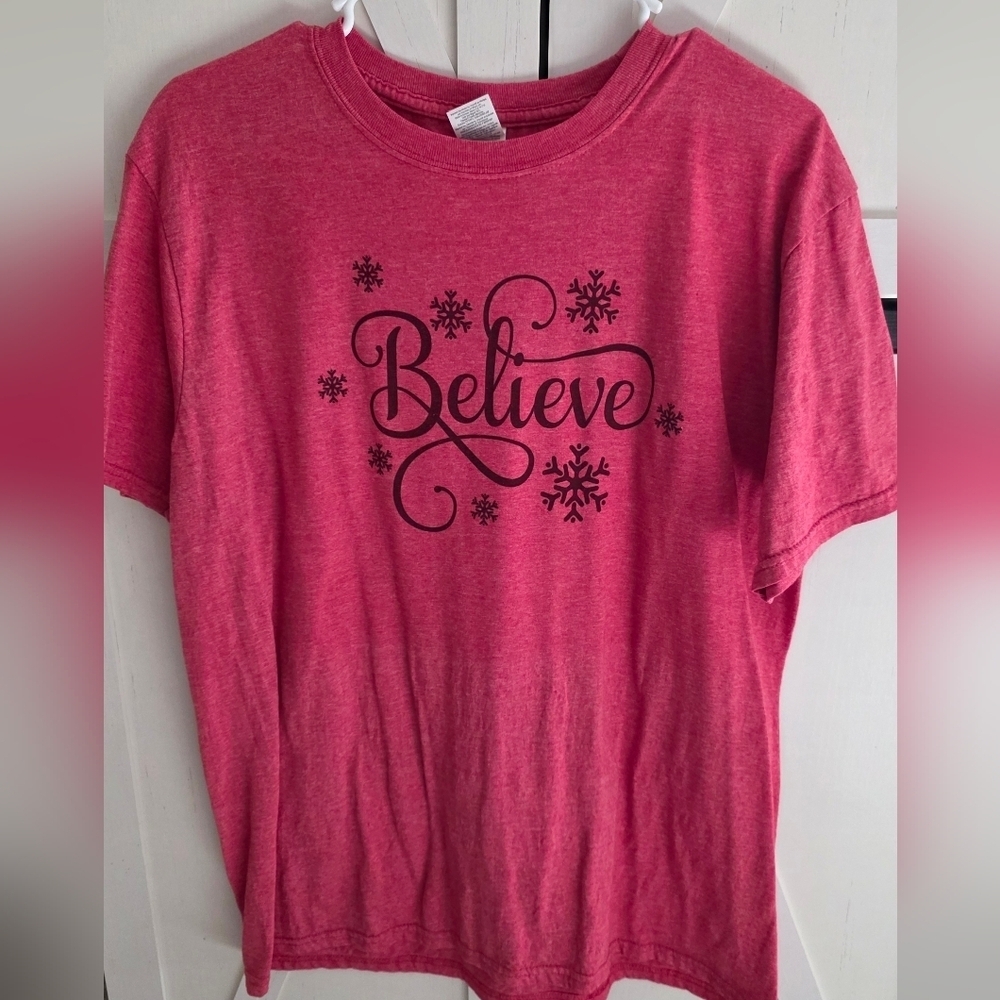 Gildan Women's Pink Tee with 'Believe' Design